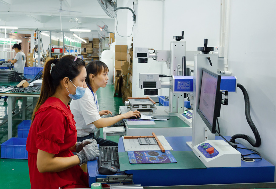 注意！LED工礦燈電源正常使用和延長(zhǎng)壽命的因素有這些